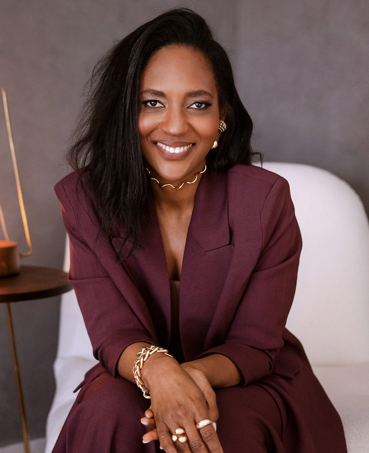 Dra. Melina Teixeira - Psiquiatra Online para Mulheres CRM-SP 241600 | RQE 108269